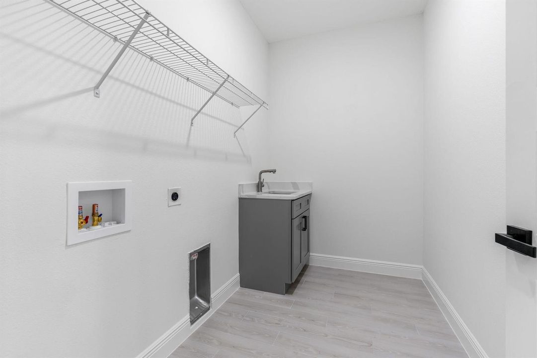 8115-104th-Ave-HigMedia-038