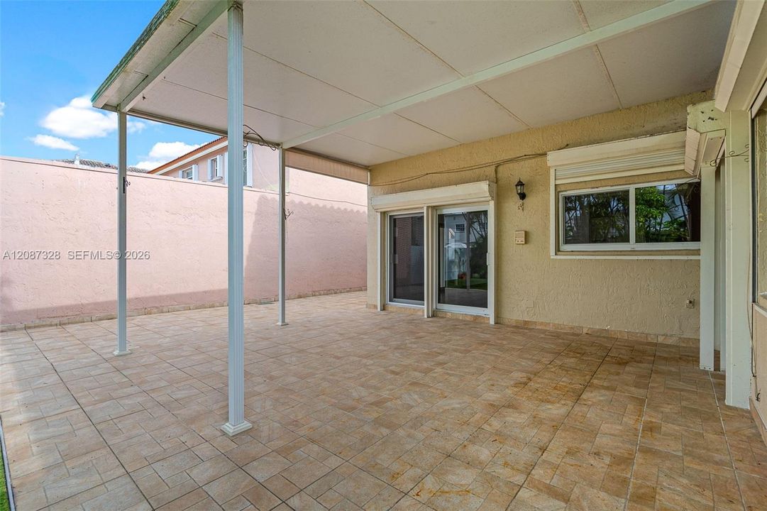 For Sale: $724,900 (4 beds, 3 baths, 2152 Square Feet)