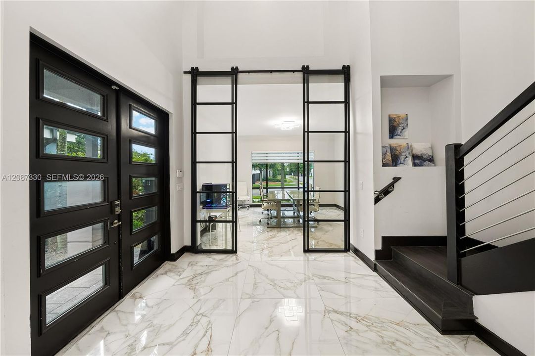 For Sale: $990,000 (5 beds, 4 baths, 3355 Square Feet)