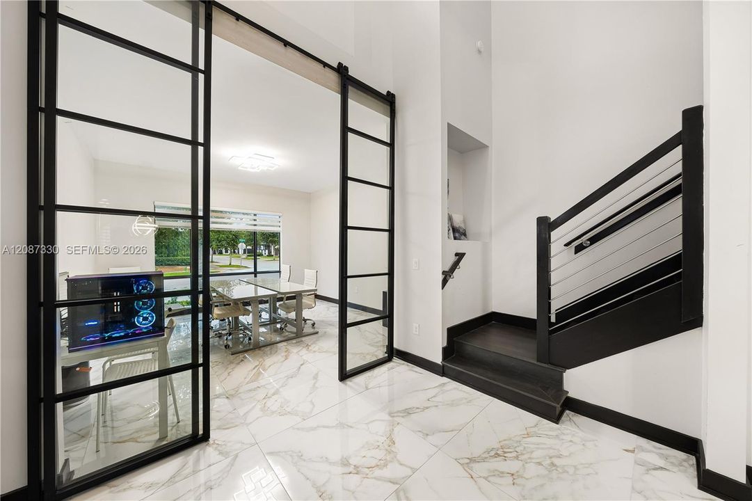 For Sale: $990,000 (5 beds, 4 baths, 3355 Square Feet)