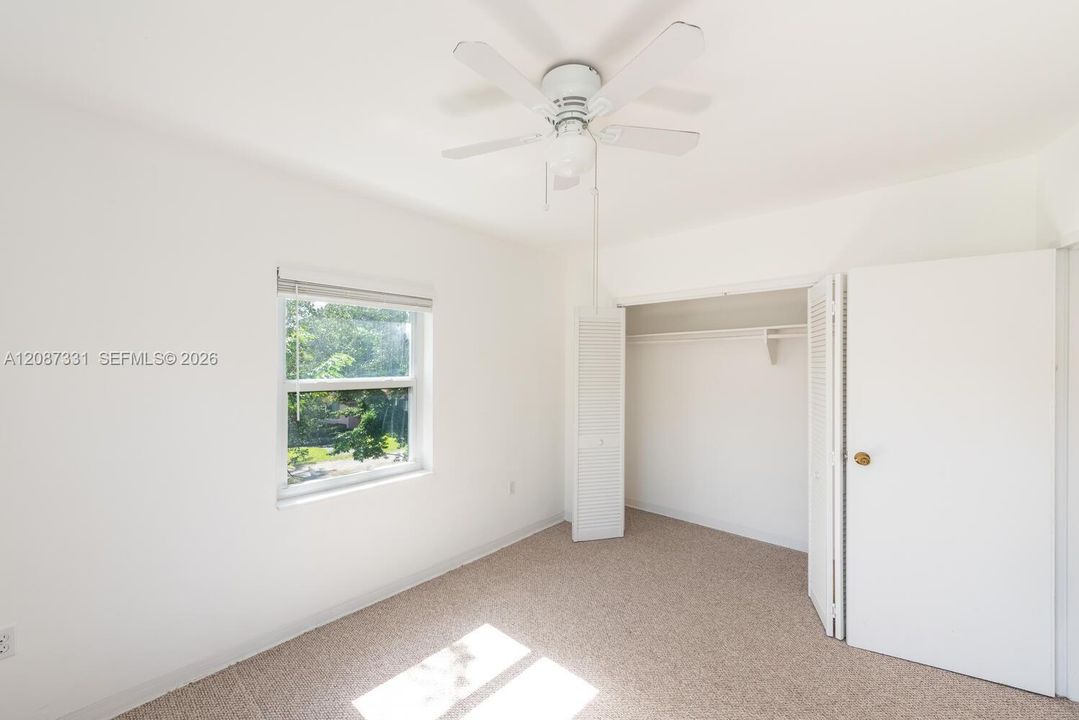 For Sale: $420,000 (2 beds, 1 baths, 786 Square Feet)