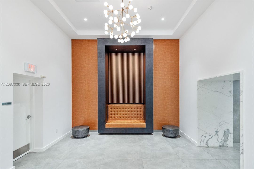 En Renta: $4,950 (3 camas, 2 baños, 1385 Pies cuadrados)