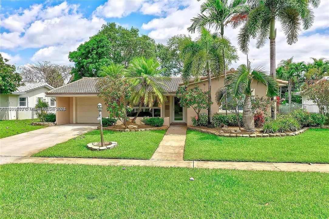 4205 McKinley 1