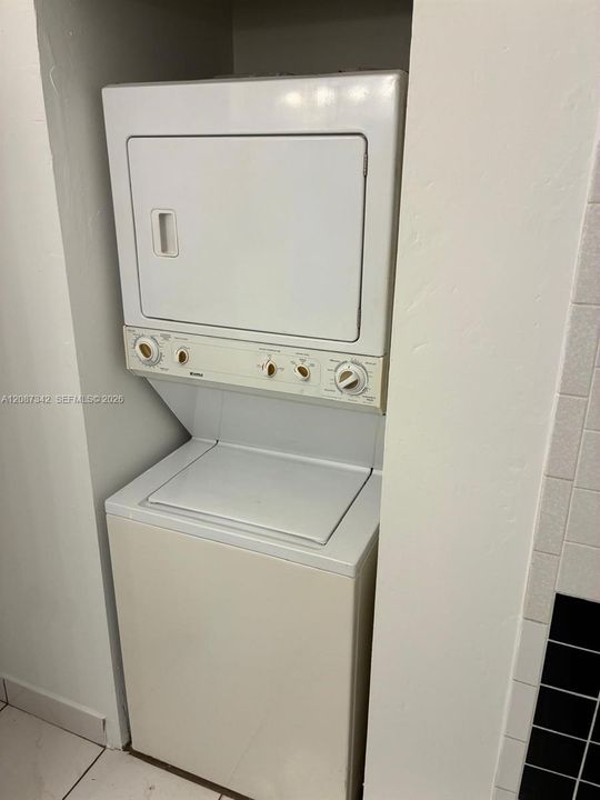 En Renta: $2,050 (2 camas, 1 baños, 936 Pies cuadrados)