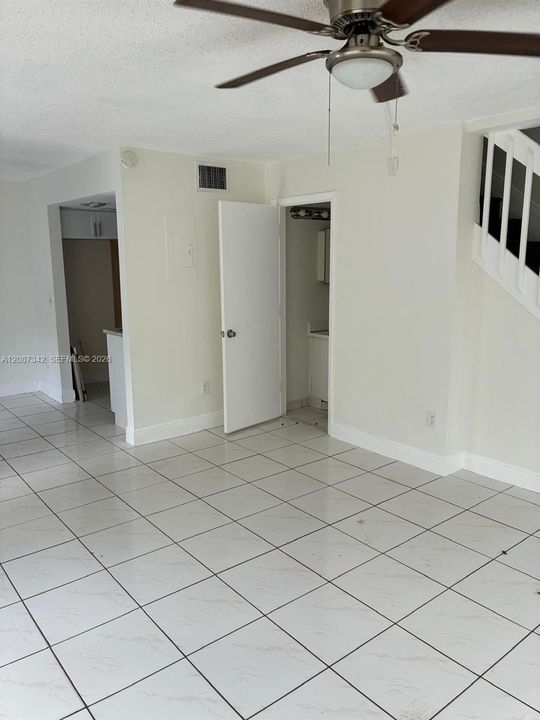 En Renta: $2,050 (2 camas, 1 baños, 936 Pies cuadrados)