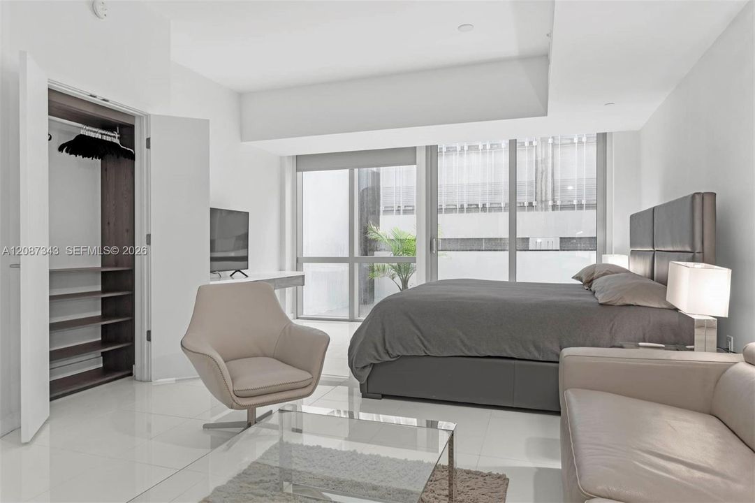 For Rent: $3,500 (0 beds, 0 baths, 620 Square Feet)