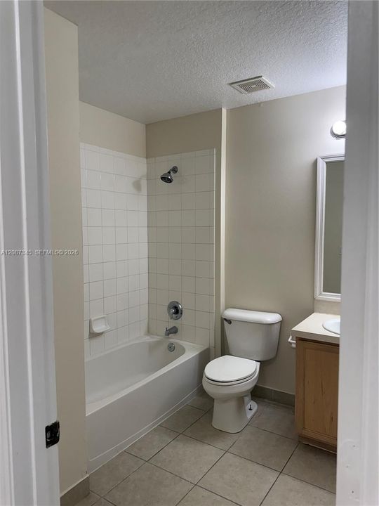 For Sale: $530,000 (4 beds, 2 baths, 1942 Square Feet)
