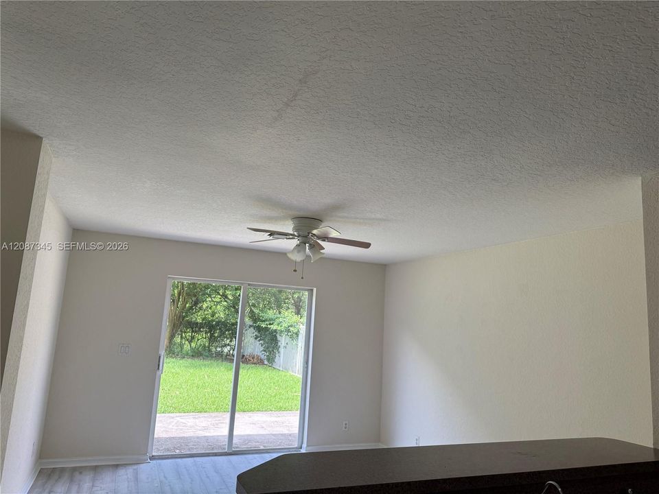For Sale: $530,000 (4 beds, 2 baths, 1942 Square Feet)