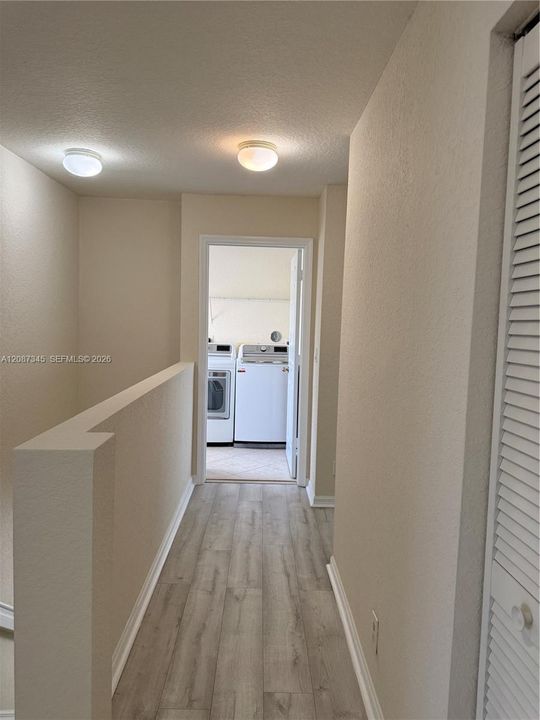 For Sale: $530,000 (4 beds, 2 baths, 1942 Square Feet)