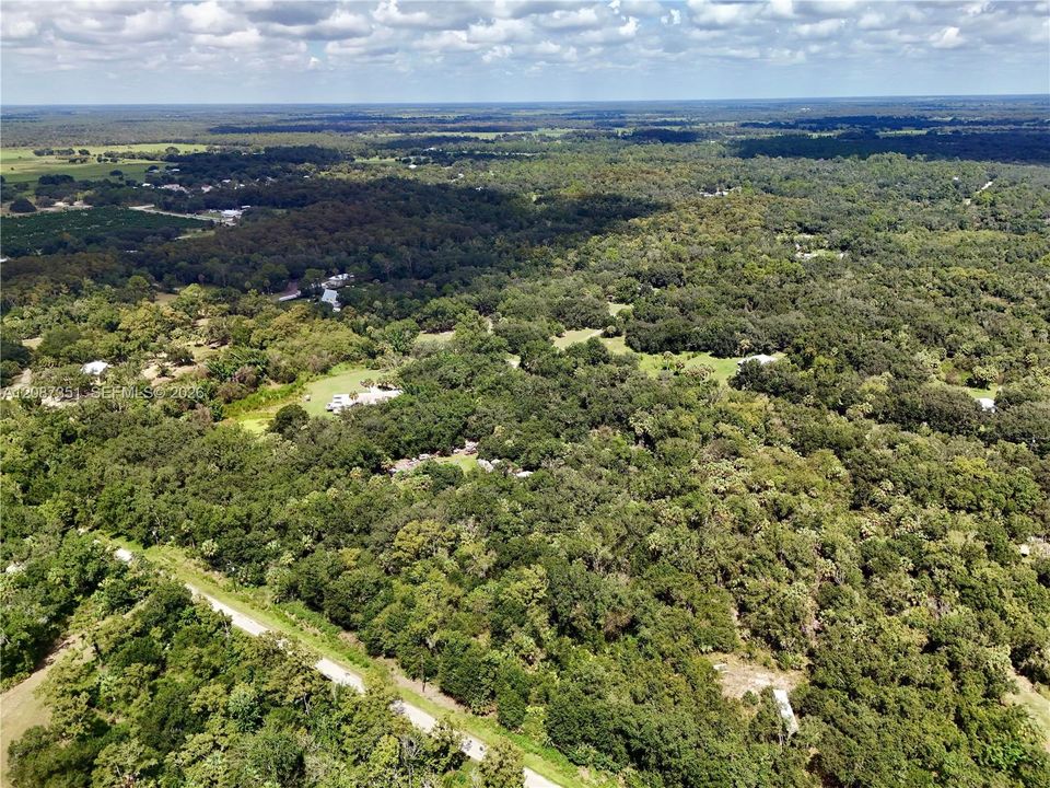 En Venta: $220,000 (4.66 acres)