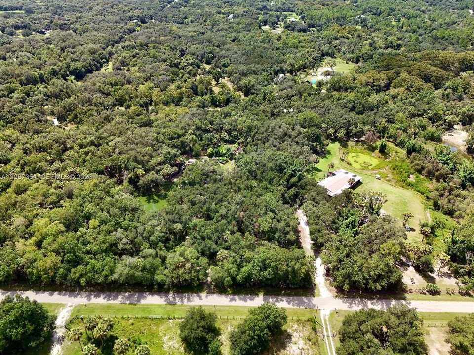 En Venta: $220,000 (4.66 acres)