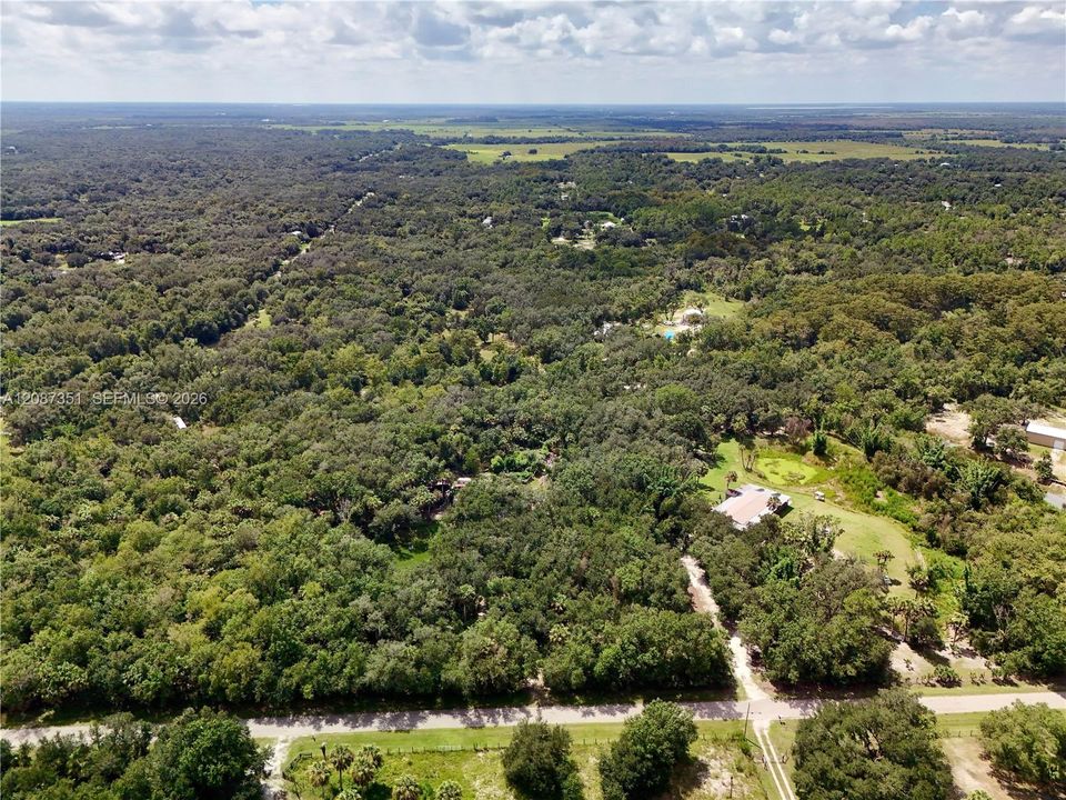 En Venta: $220,000 (4.66 acres)