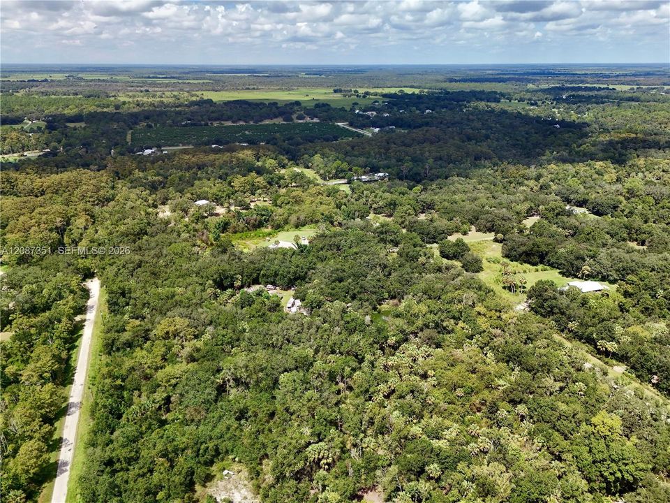 En Venta: $220,000 (4.66 acres)