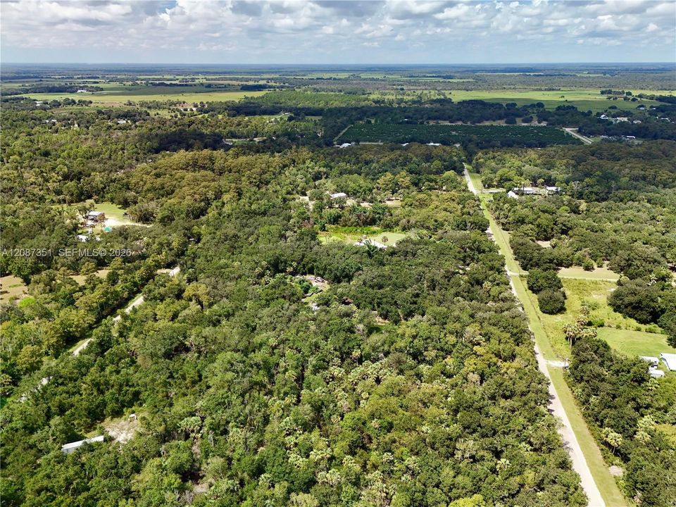 En Venta: $220,000 (4.66 acres)