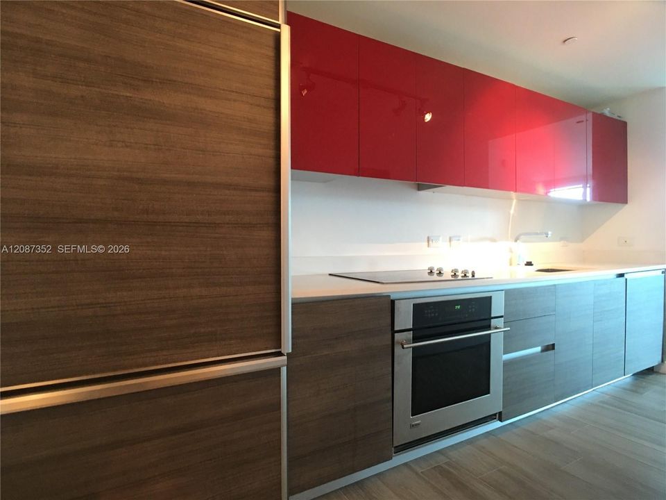 В аренду: $2,600 (0 спален, 1 ванн, 531 Квадратных фут)