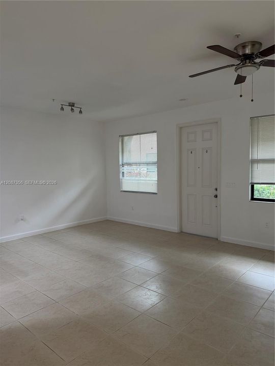 For Rent: $3,300 (3 beds, 2 baths, 1628 Square Feet)