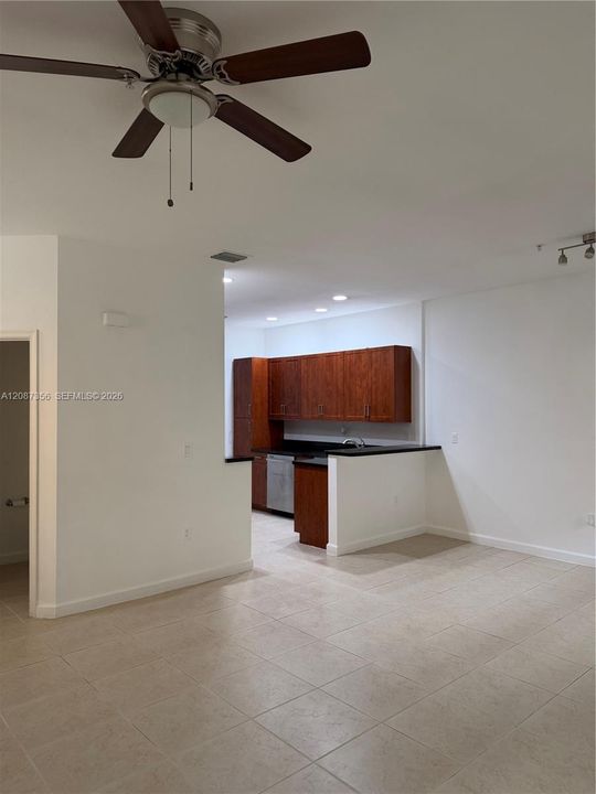 For Rent: $3,300 (3 beds, 2 baths, 1628 Square Feet)