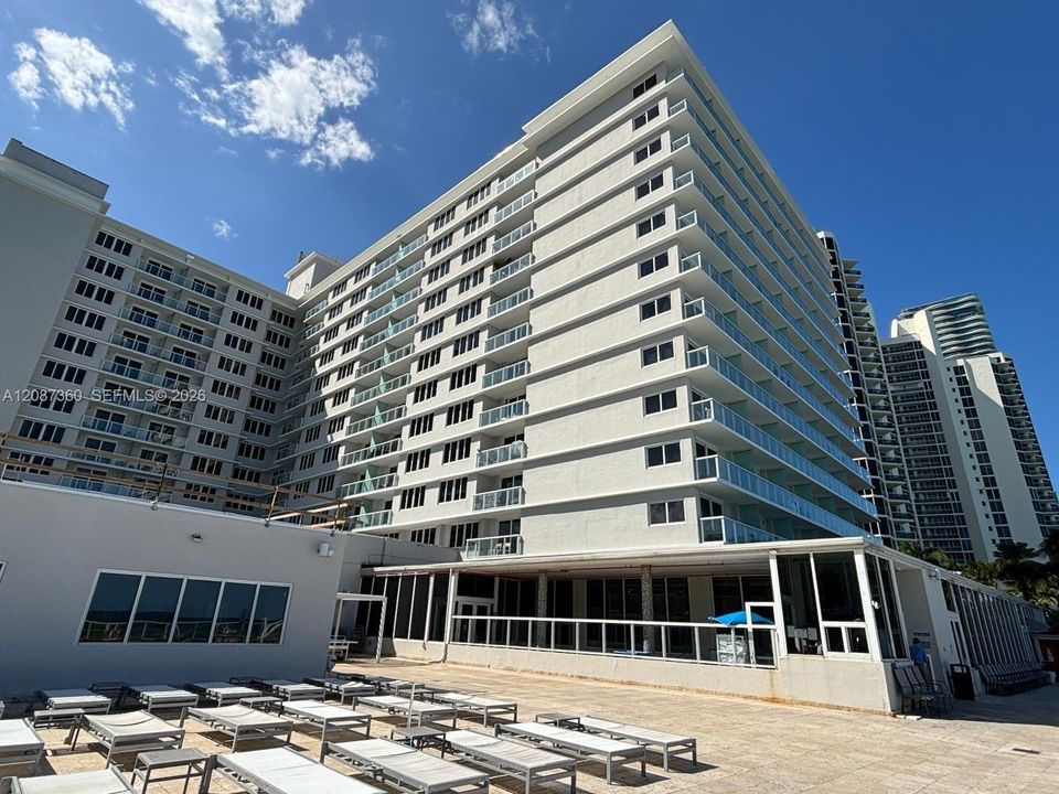 For Sale: $160,000 (0 beds, 1 baths, 360 Square Feet)