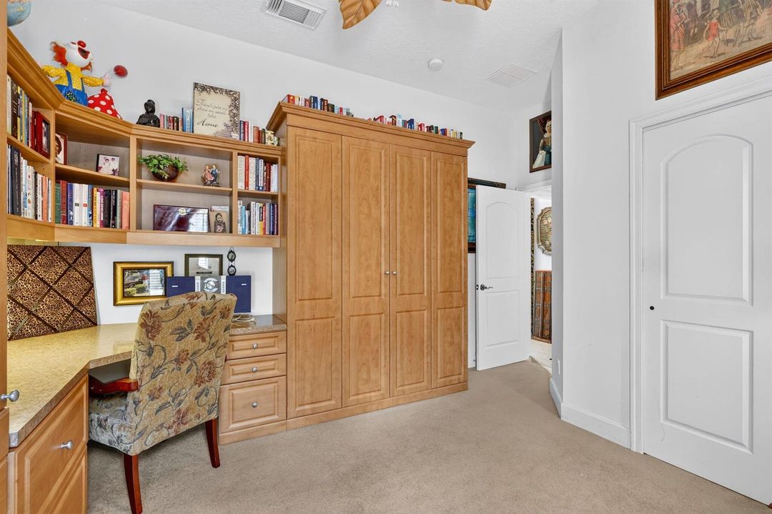 Suite 3/Office