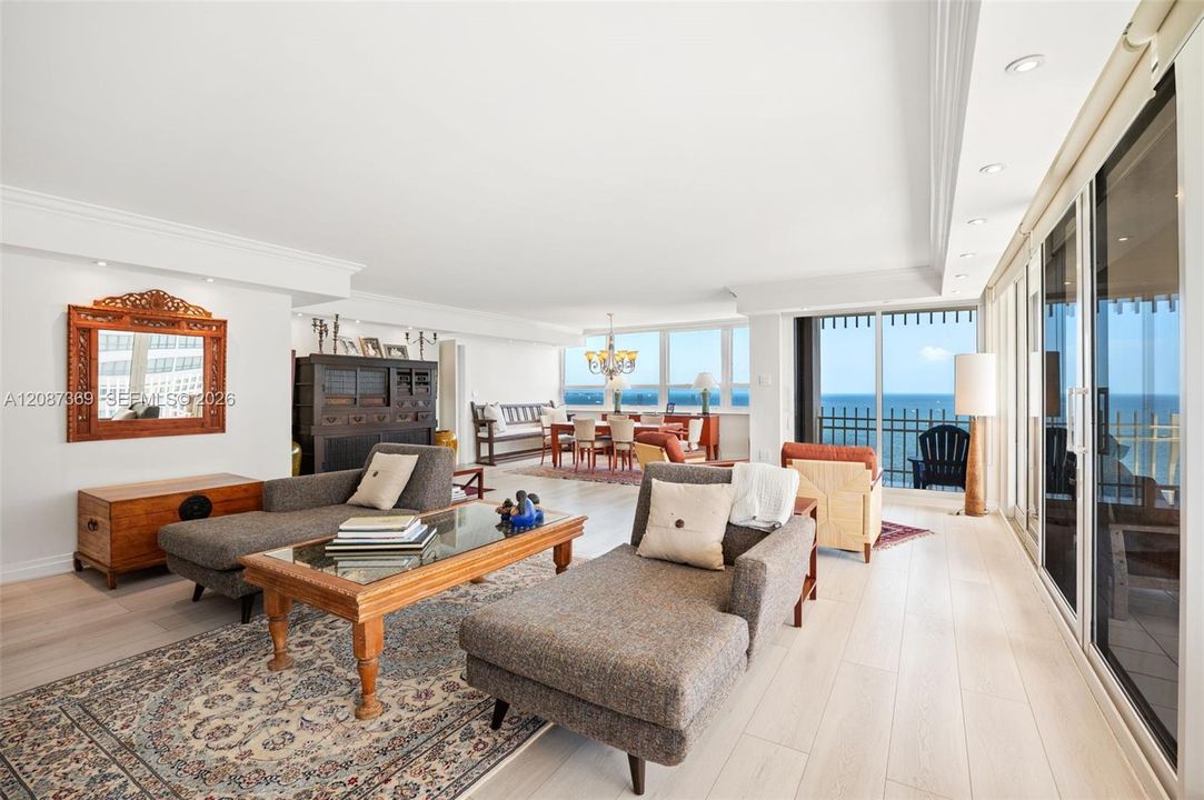 For Sale: $3,125,000 (3 beds, 2 baths, 2398 Square Feet)