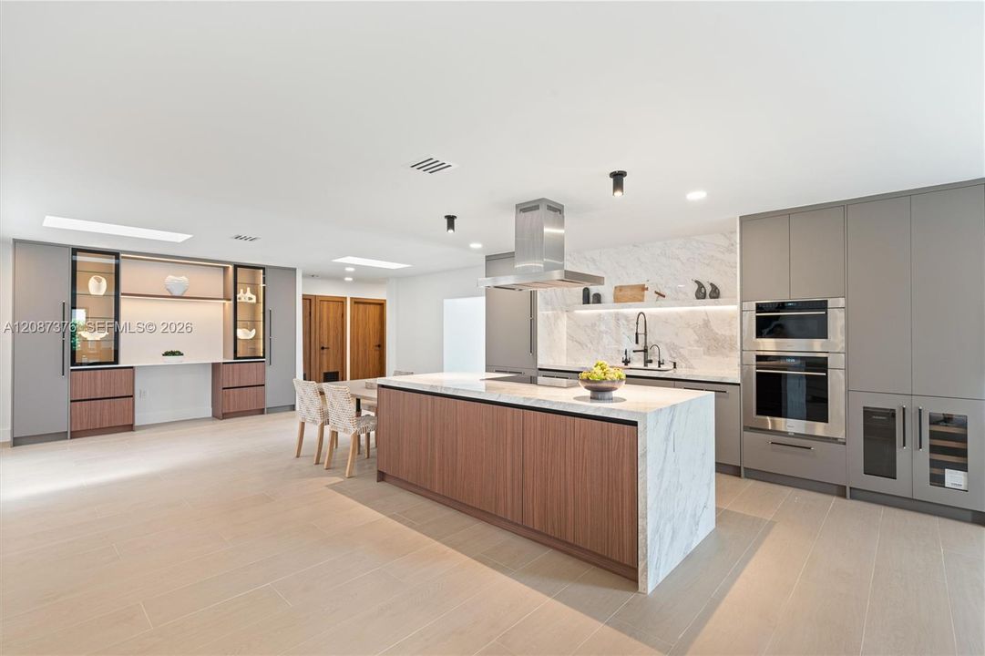For Rent: $17,950 (4 beds, 3 baths, 3020 Square Feet)
