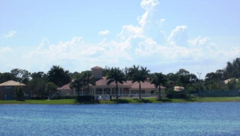 Clubhouse lakeside