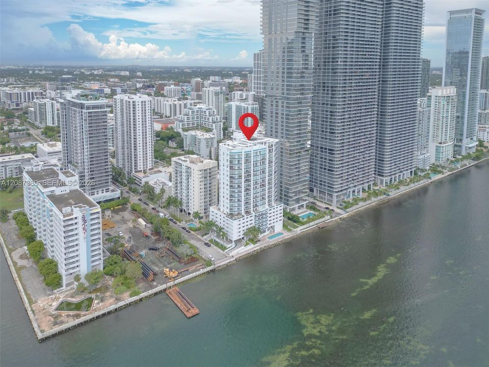For Sale: $538,000 (1 beds, 1 baths, 850 Square Feet)