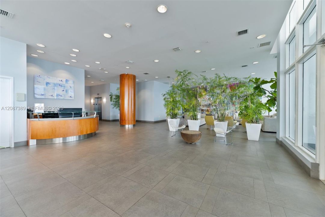For Sale: $538,000 (1 beds, 1 baths, 850 Square Feet)