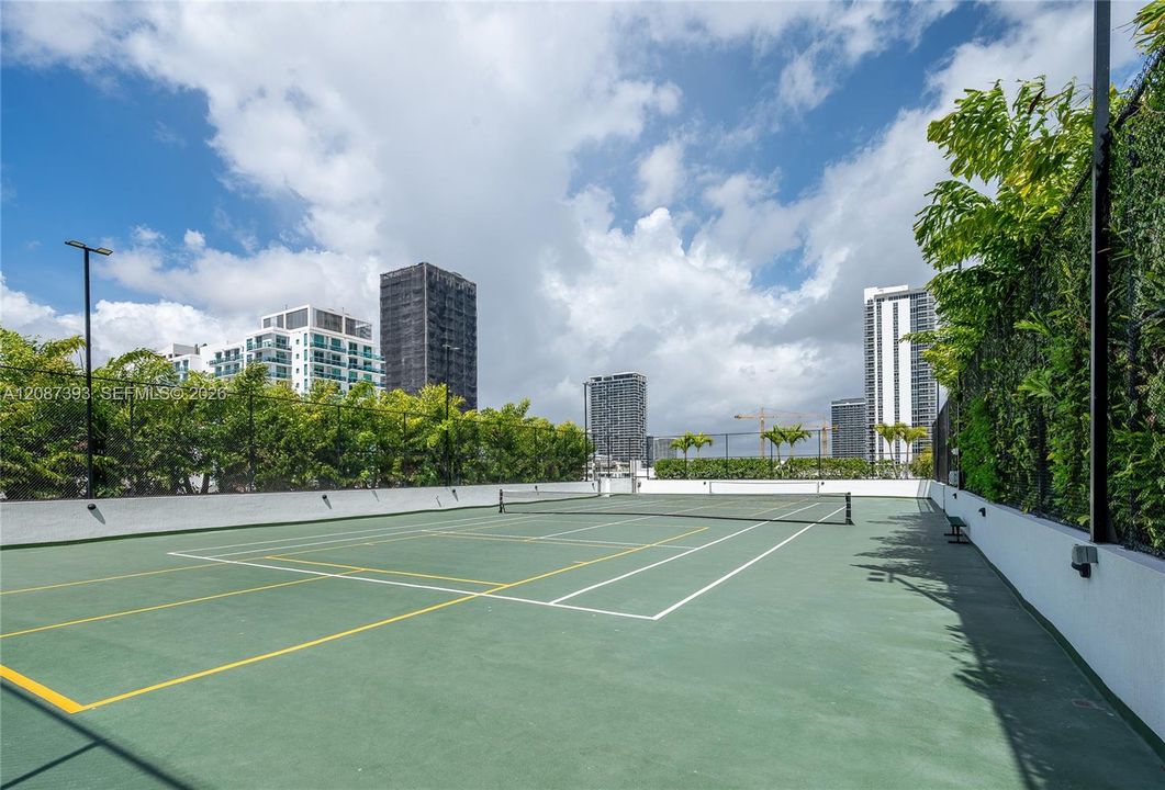 & Picketball courts