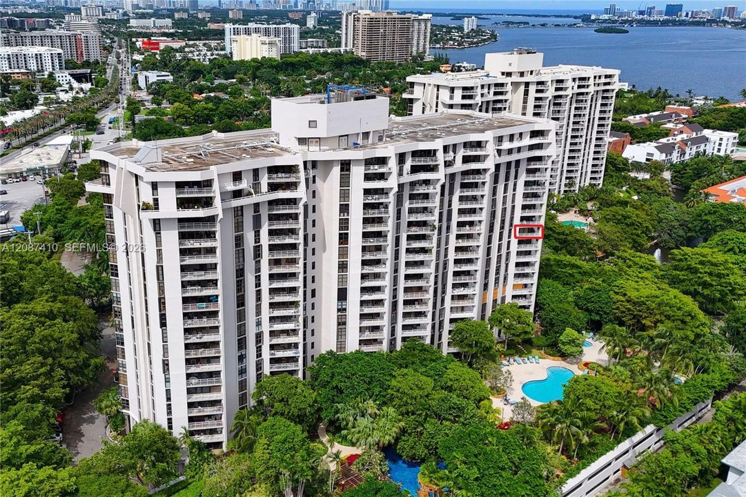 На продажу: $489,500 (2 спален, 2 ванн, 1520 Квадратных фут)