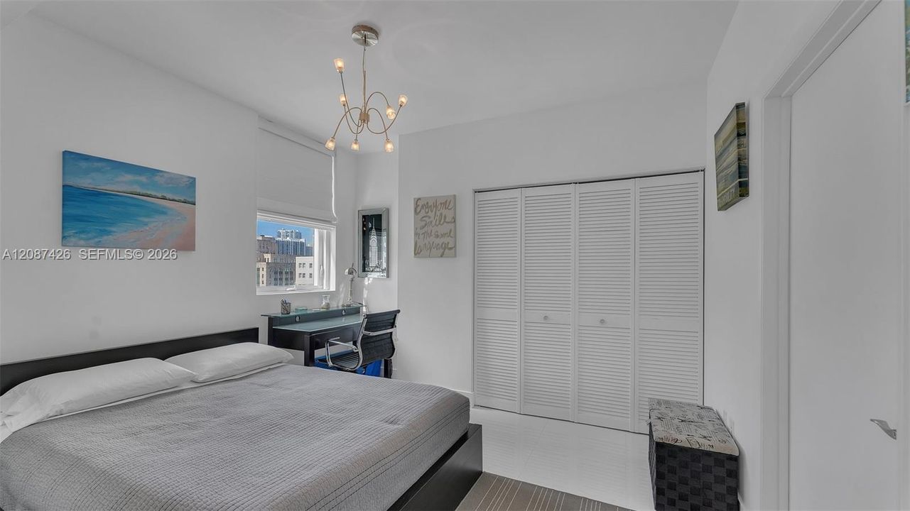 В аренду: $3,700 (2 спален, 2 ванн, 929 Квадратных фут)