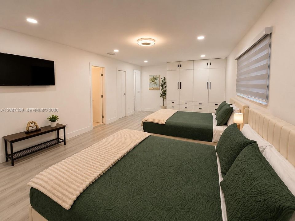For Rent: $3,550 (3 beds, 2 baths, 0 Square Feet)