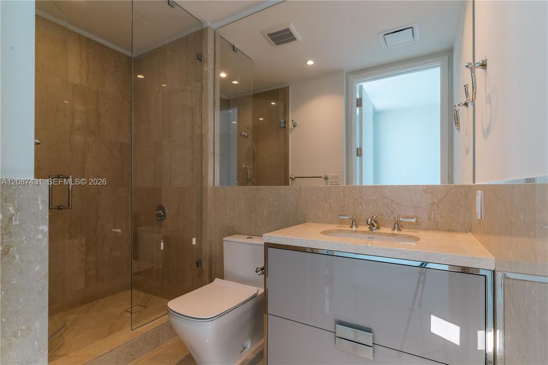 2nd bathroom