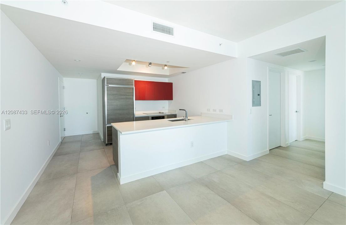 For Rent: $4,000 (2 beds, 2 baths, 910 Square Feet)