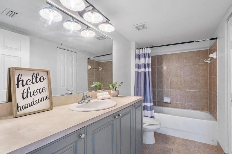 7103-masterbath