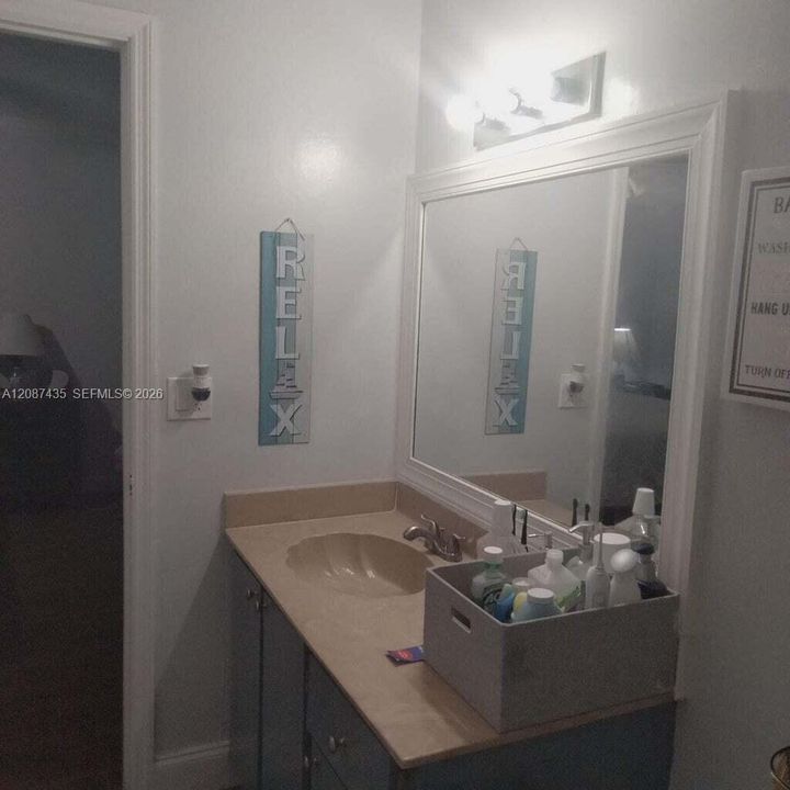 В аренду: $2,800 (3 спален, 2 ванн, 1150 Квадратных фут)