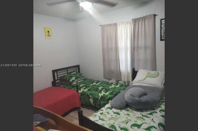 В аренду: $2,800 (3 спален, 2 ванн, 1150 Квадратных фут)