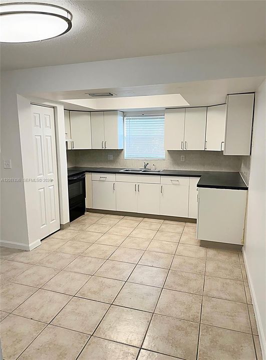 For Sale: $380,000 (4 beds, 2 baths, 1620 Square Feet)