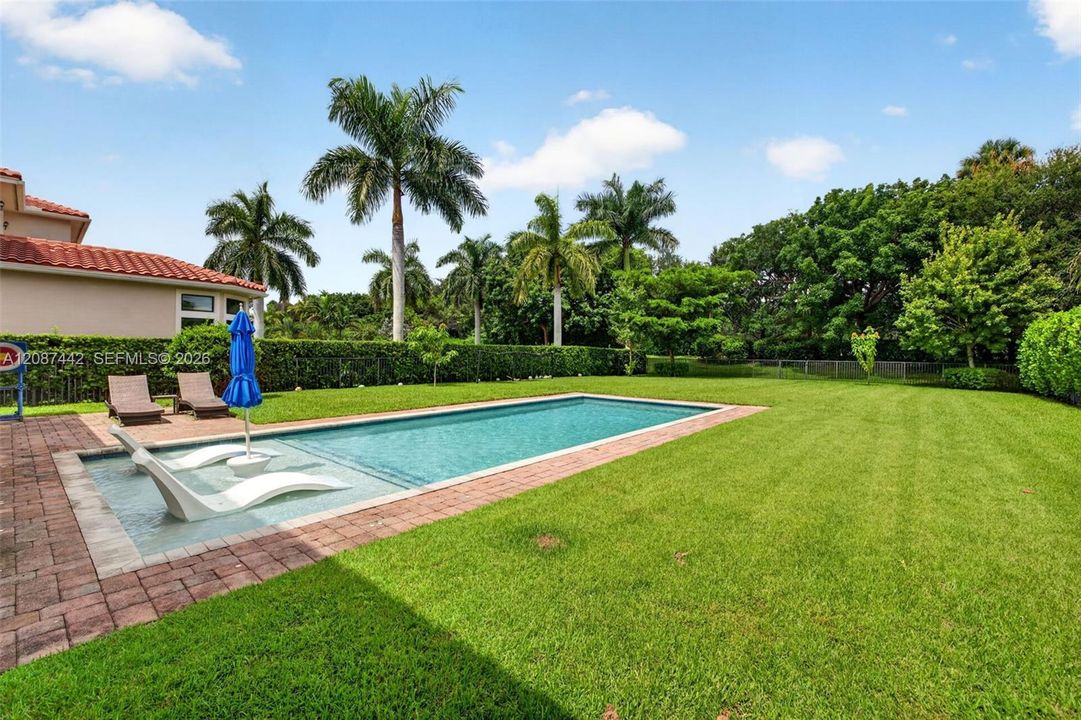 待售: $1,999,000 (5 贝兹, 4 浴室, 4165 平方英尺)