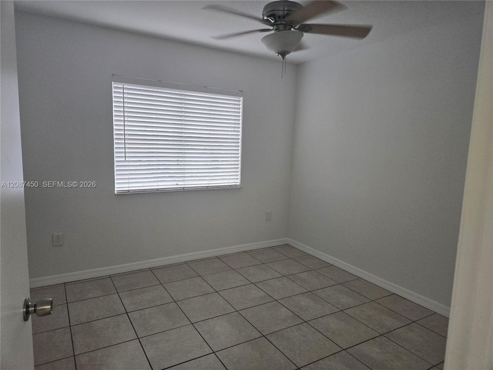 Active With Contract: $1,800 (2 beds, 2 baths, 822 Square Feet)