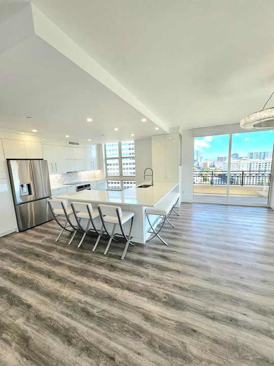 Living/Kitchen