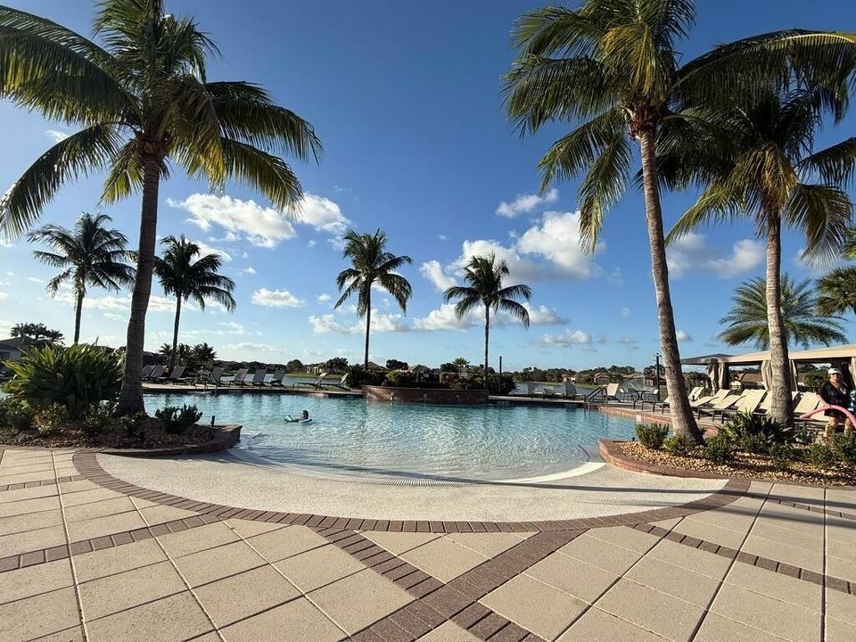 Swimming pool with lap lanes