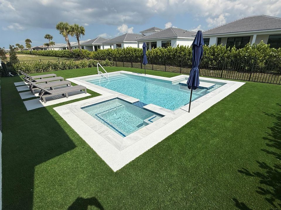 Spa & pool