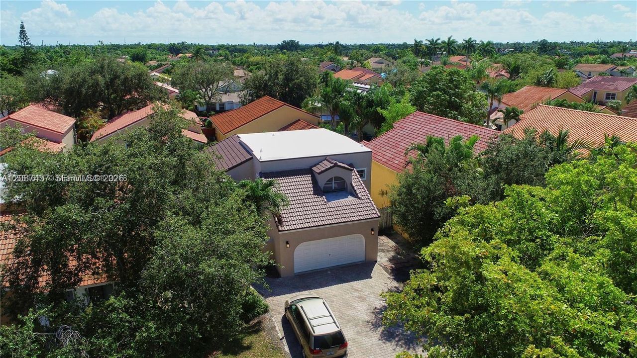 В аренду: $3,600 (3 спален, 2 ванн, 1819 Квадратных фут)