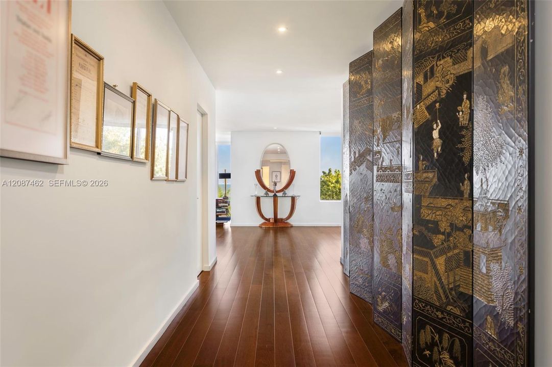For Sale: $2,600,000 (3 beds, 3 baths, 2412 Square Feet)