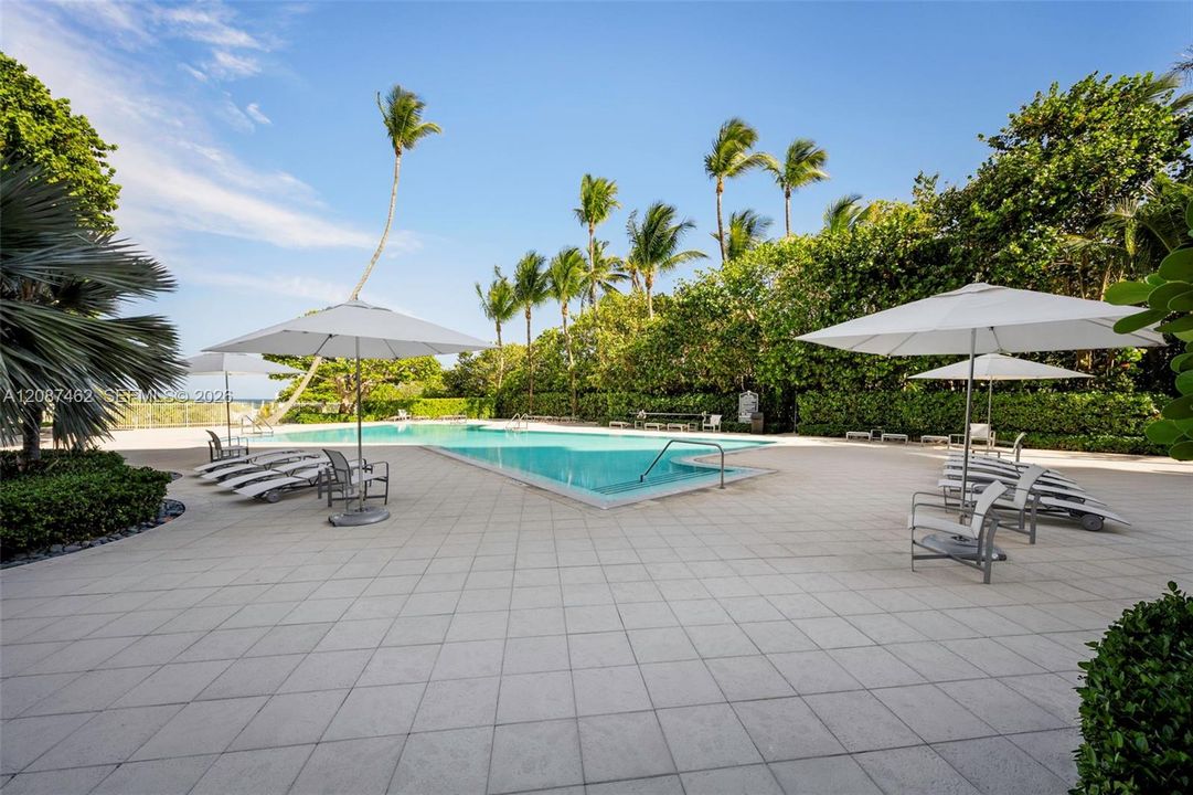 For Sale: $2,600,000 (3 beds, 3 baths, 2412 Square Feet)