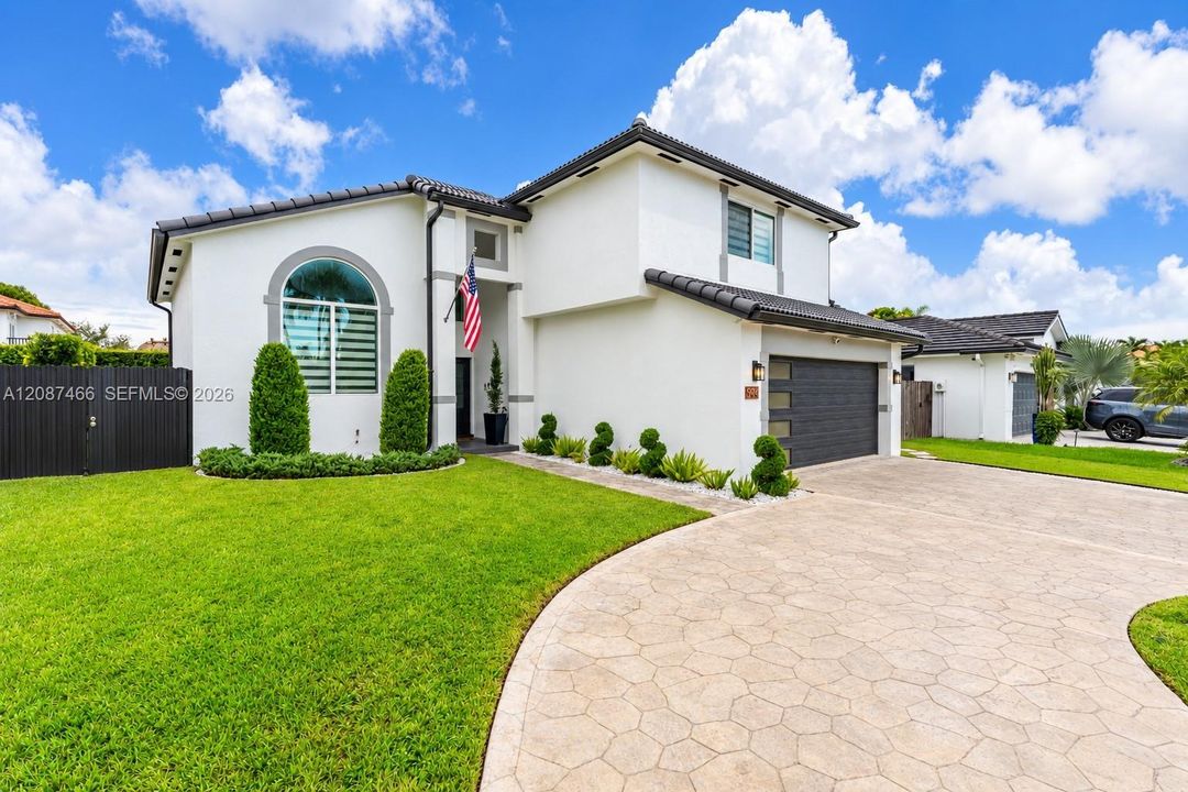 En Venta: $814,990 (5 camas, 3 baños, 2625 Pies cuadrados)