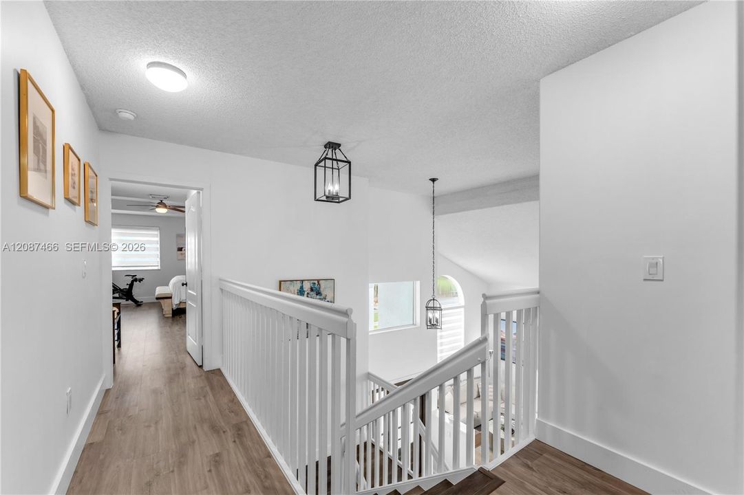 En Venta: $814,990 (5 camas, 3 baños, 2625 Pies cuadrados)