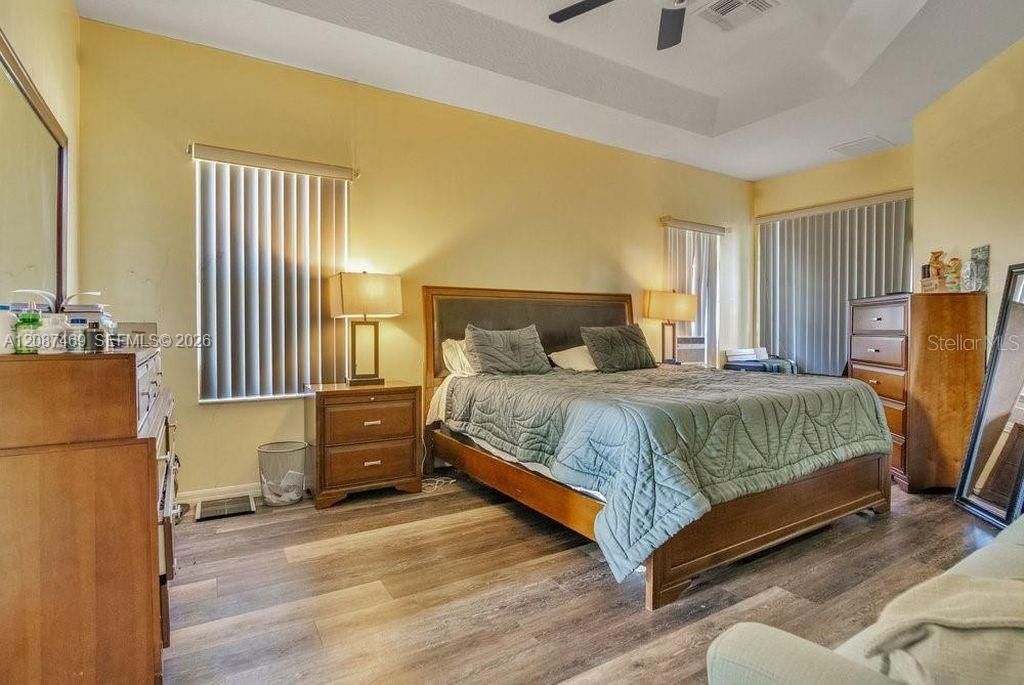В аренду: $3,000 (5 спален, 3 ванн, 0 Квадратных фут)