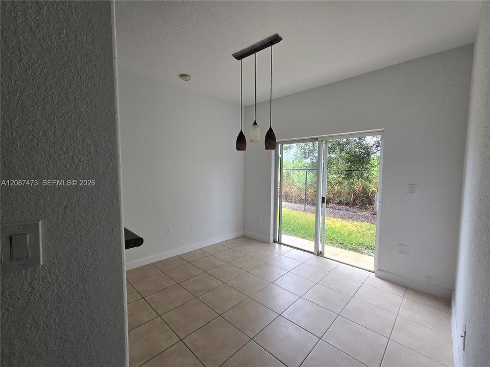 En Renta: $1,800 (2 camas, 2 baños, 914 Pies cuadrados)